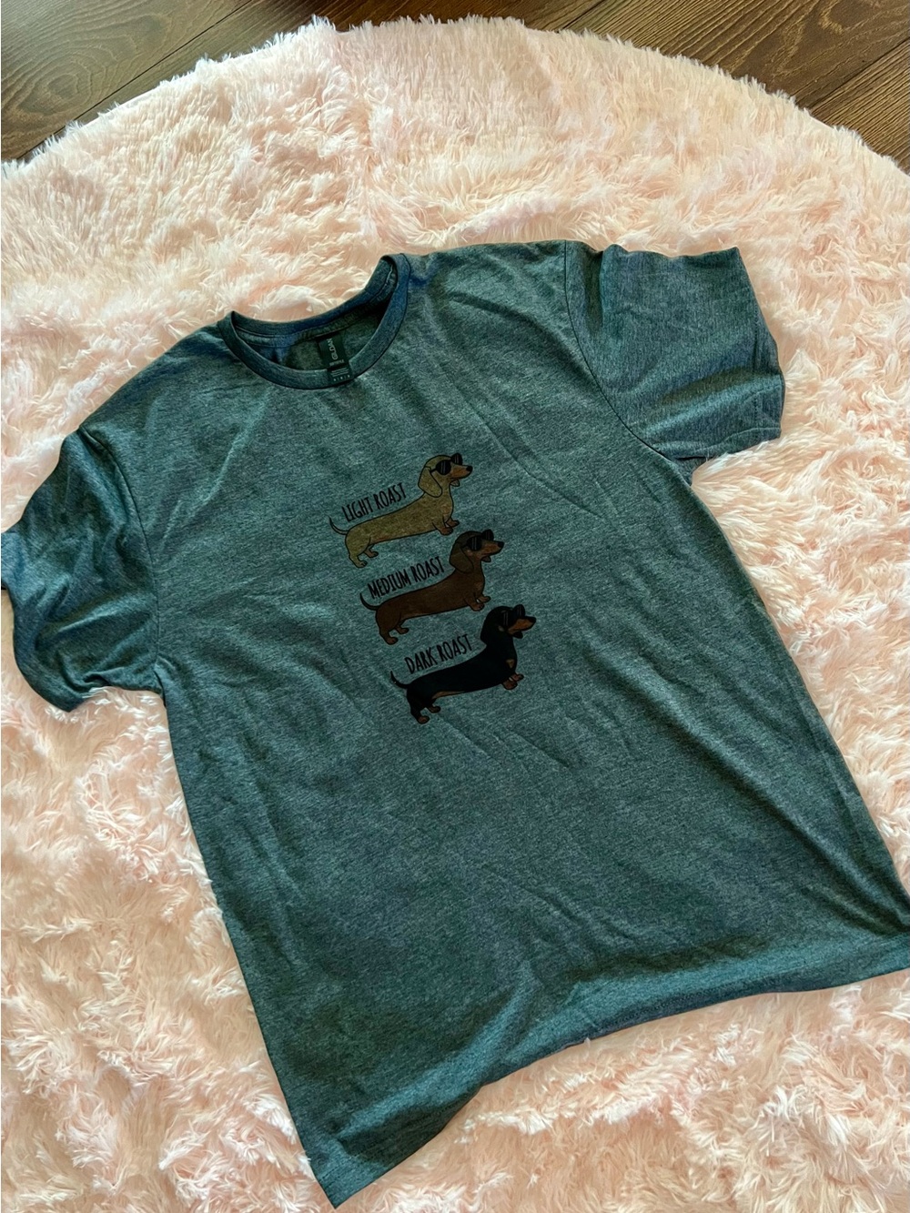 Dachshund Roast Graphic Tee - Heather Gray - NEW S0009